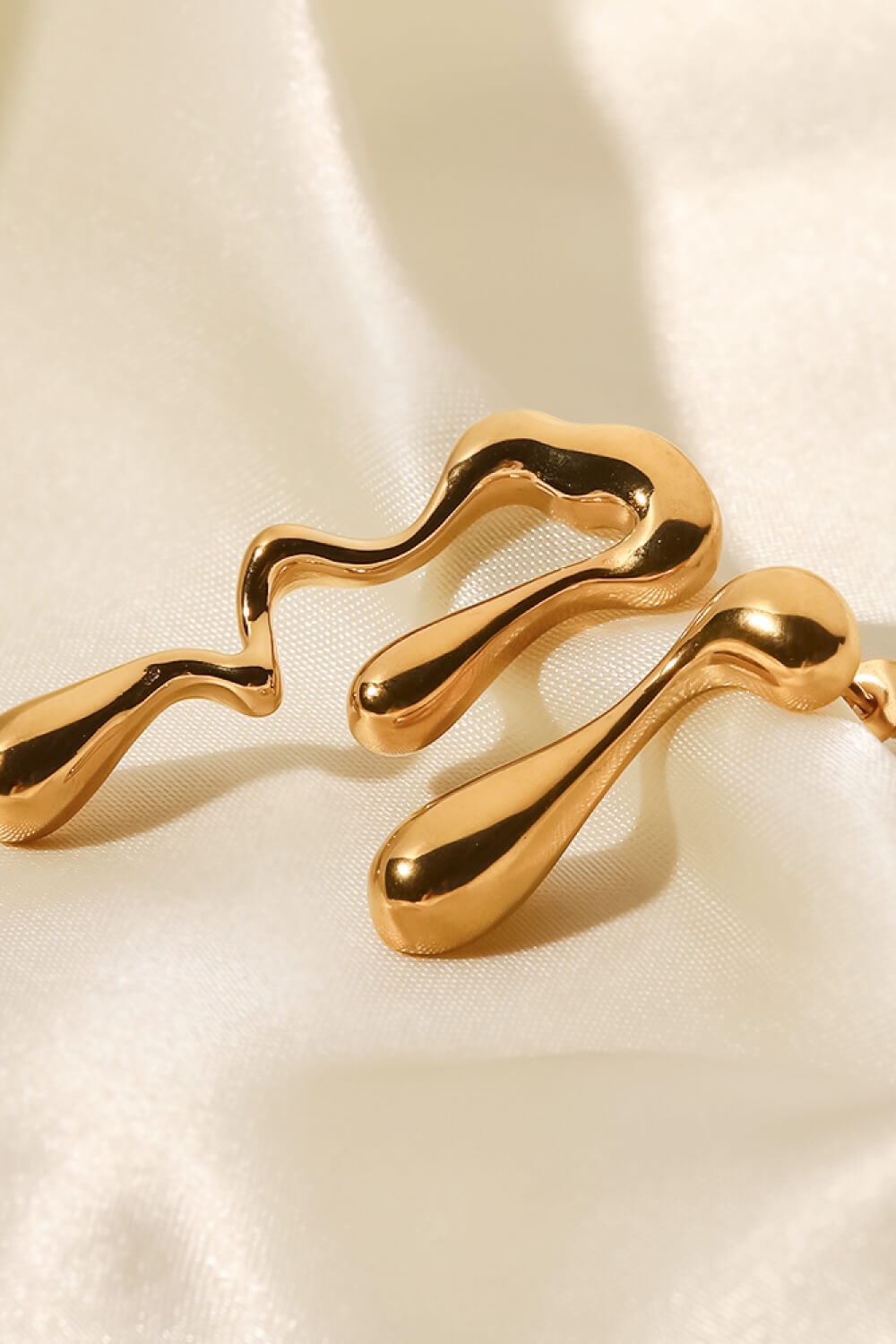 Oro Drip Earrings